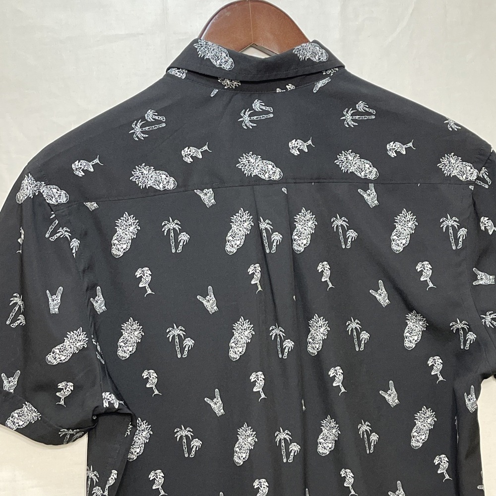 International Report Mens Button Down Shirt Medium Black Novelty Print - Picture 3 of 7